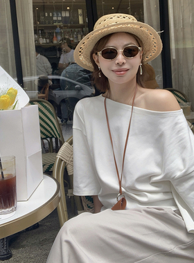 333sss 黑色白色显瘦一字肩斜肩短袖T恤女宽松休闲短款显瘦上衣