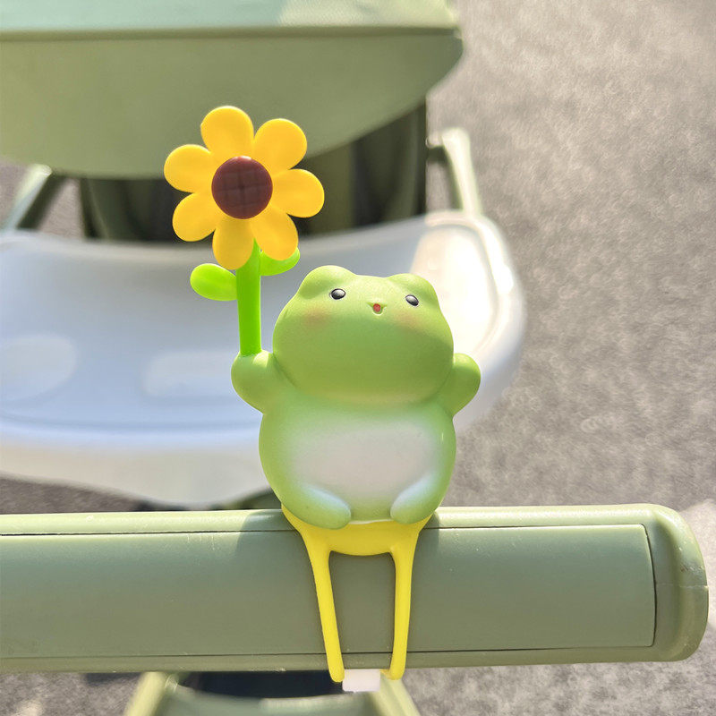 可爱婴儿车小配饰装饰风车婴儿童车玩具挂件玩偶滑板车装饰配件品