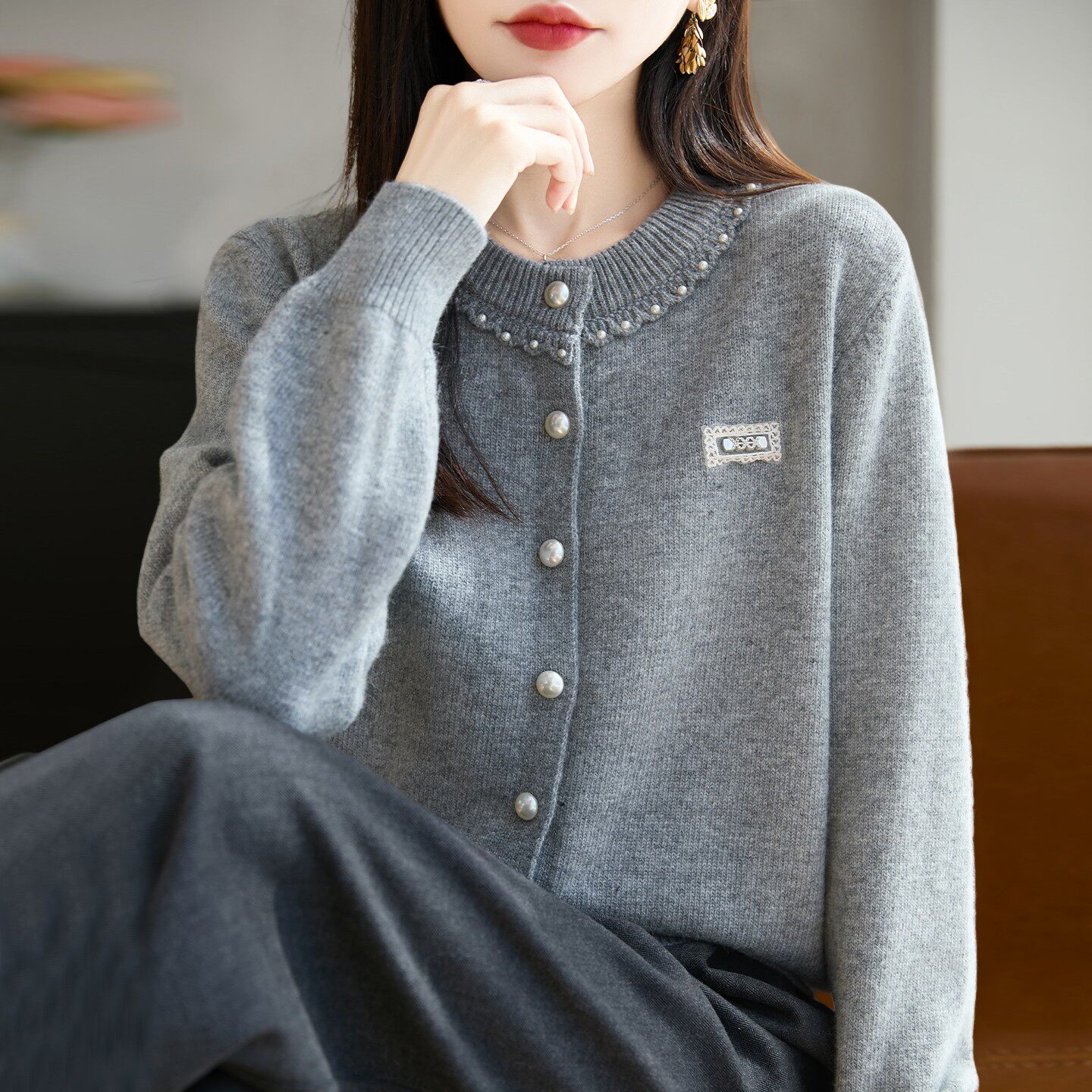 时尚钉珠纽扣针织开衫外套女2026新款春秋大码女装上衣秋冬毛衣