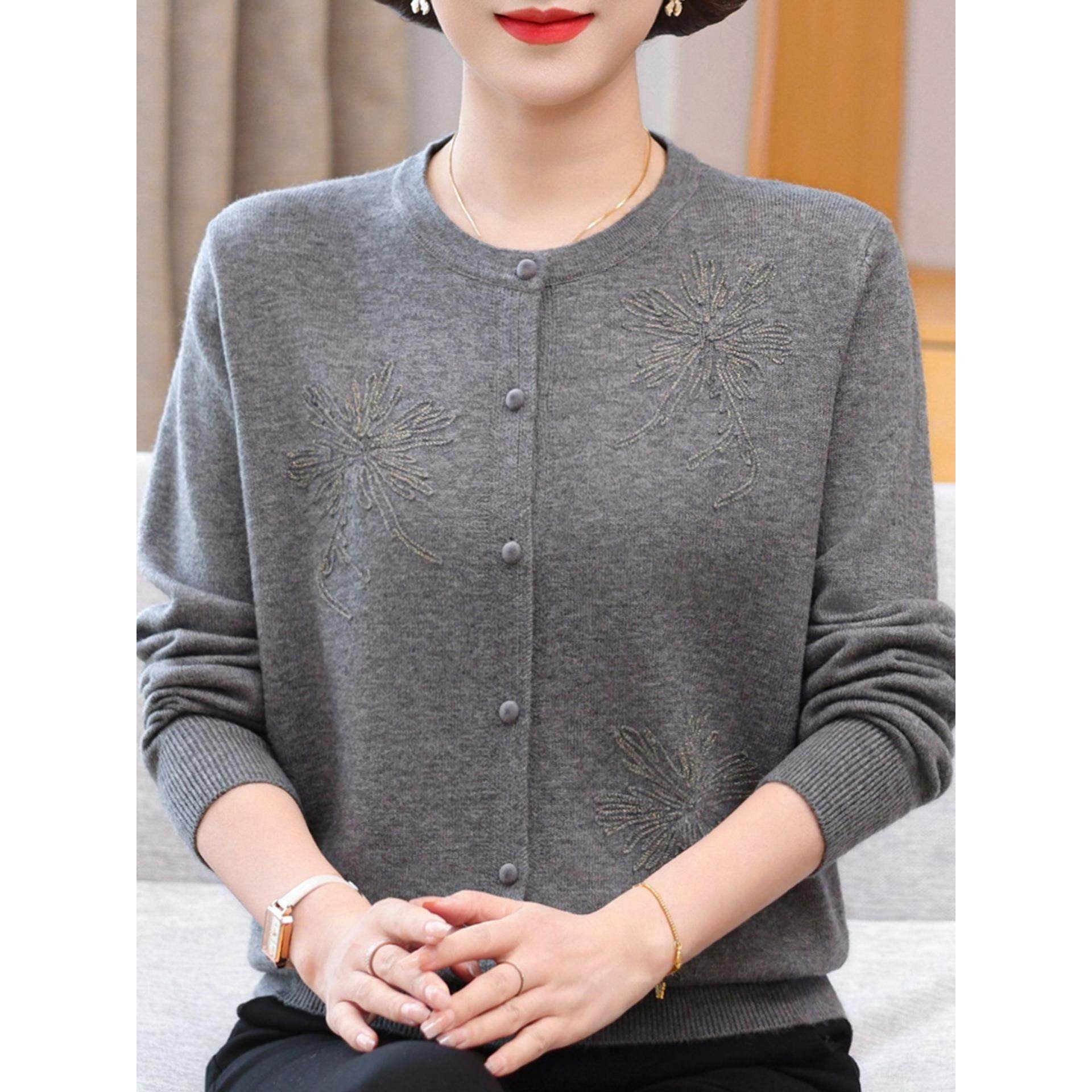 2025新款妈妈装秋装针织开衫女春秋款中老年毛衣外套宽松大码上衣