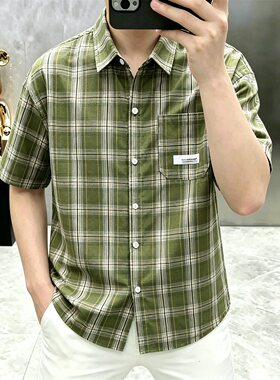 高档夏季新款男士格纹短袖衬衫休闲复古宽松潮流帅气时尚白搭CY46