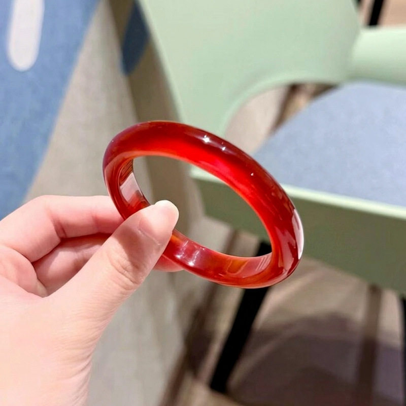 天然红玛瑙手镯女正圈玉镯玉石