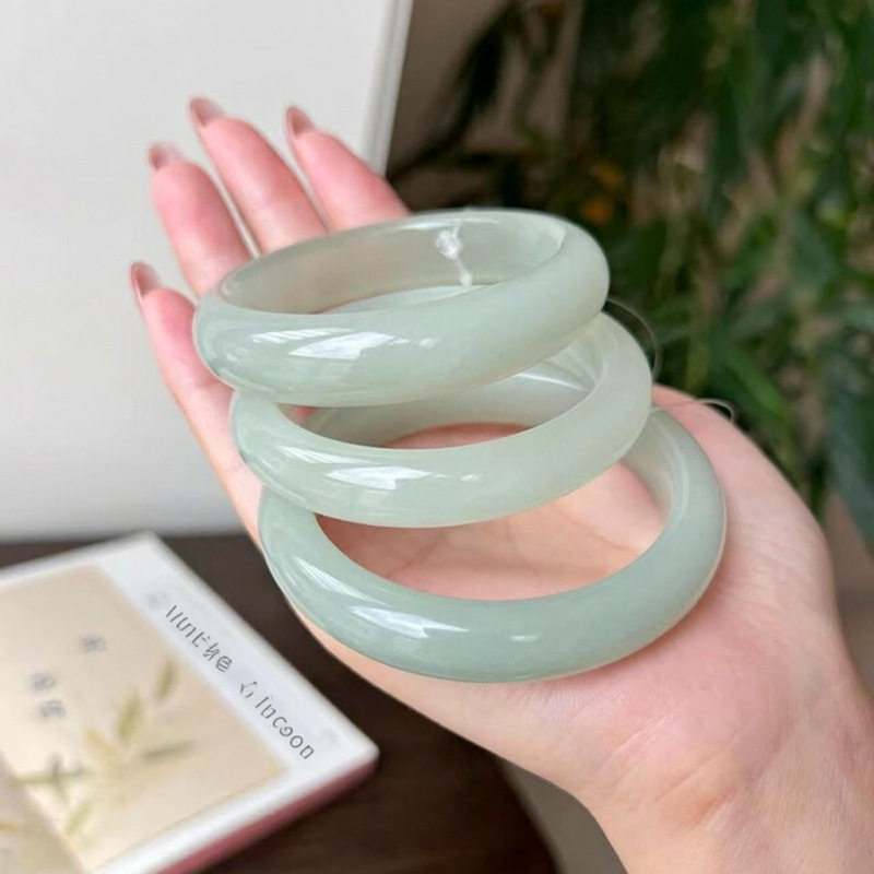 正品纯天然晴水东陵玉手镯女款