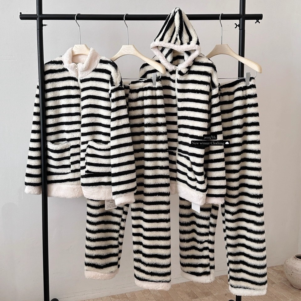 珊瑚绒家居服条纹连帽睡衣套装