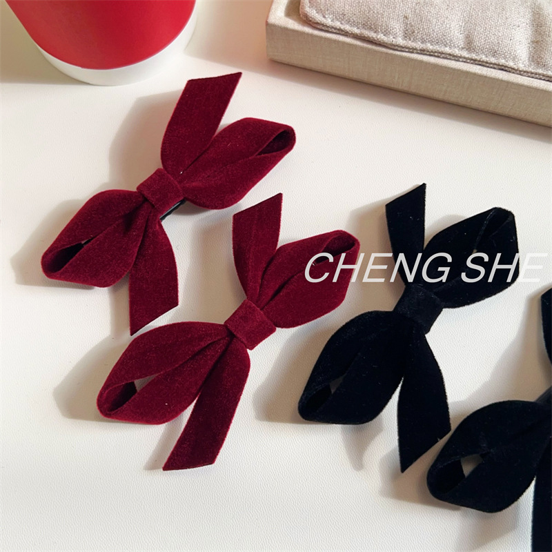 乖巧精致一对复古秋冬蝴蝶结头饰2024新款发夹女侧边可爱鸭嘴夹子