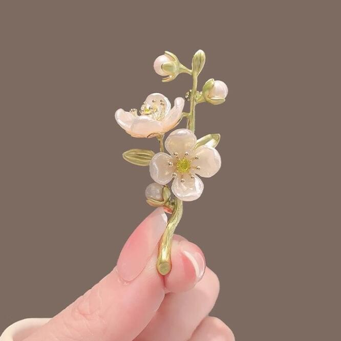 復古時尚氣質綠色茉莉花胸針