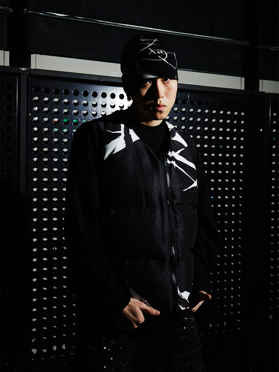 BLACK8MOB充棉马甲荆棘系列