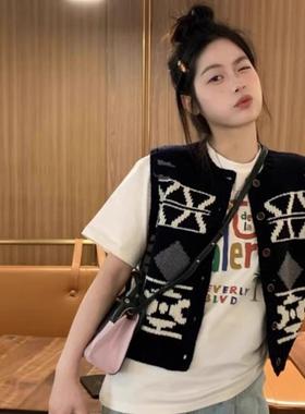 2025年新款复古几何纹针织马甲背心毛衣女设计感小众袖针织上衣