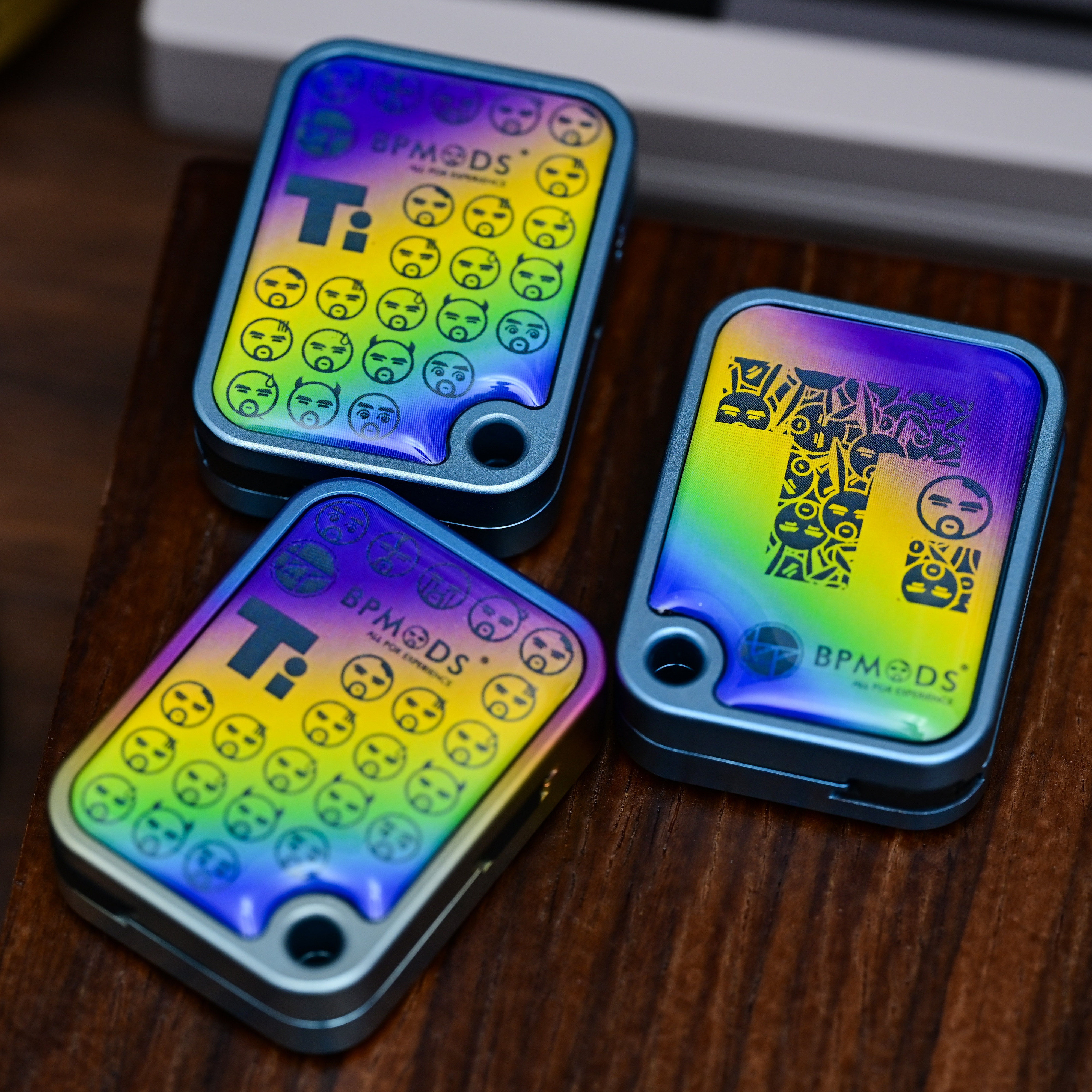 BPMODS EDC 钛彩&钛蓝价格签推牌 金属解压玩具潮玩黑科技图片