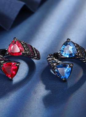 新款高档珠宝豪华镶嵌镀18K金彩宝刚玉黑金肥三角戒指女8*8饰品