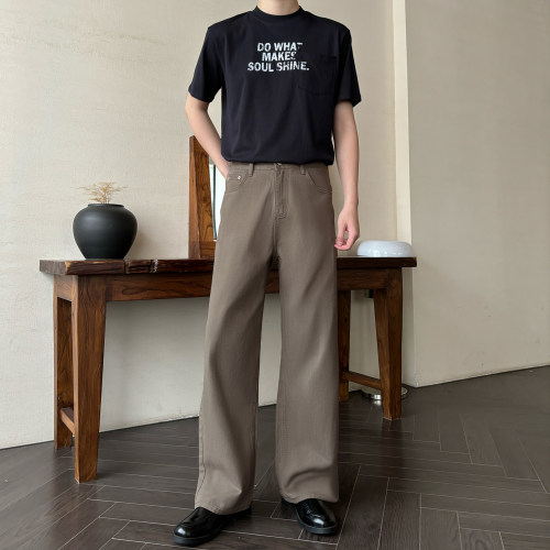 棕色A字宽松直筒纯棉牛仔裤男
