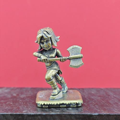 supercell皇室战争部落冲突正版CLASH胜利系列双斧女武神手办摆件