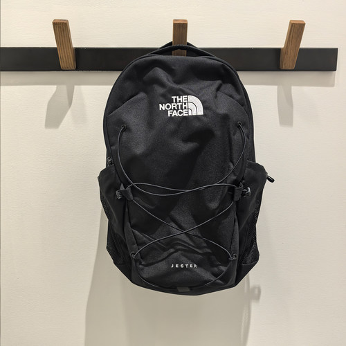 北面户外轻便登山徒步双肩背包