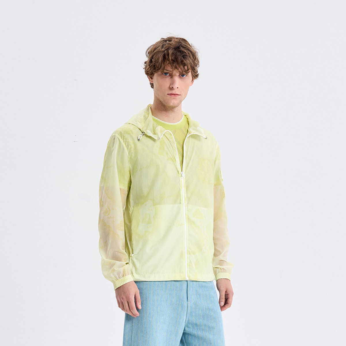 RARE威雅男装2026夏季新款轻薄透气皮肤衣男浅黄印花连帽外套夹克