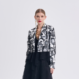 休闲西服女 花朵纹样提花与剪毛黑白短款 RARE威雅女装 2026春夏新款