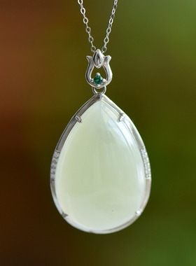 S925纯银镶嵌和田玉羊脂白玉水滴形玉石吊坠挂件时尚百搭玉坠