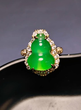 天然冰彩帝王绿玉髓镶嵌绿葫芦戒指福禄玛瑙指环女款时尚高级饰品