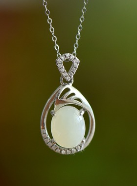 S925银镶嵌和田玉白玉蛋面玉石吊坠挂件时尚气质女款时尚玉坠项链