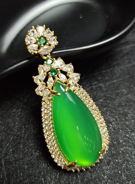 天然高冰种帝王绿玉髓镶嵌大水滴吊坠挂件时尚女士款玛瑙玉坠项链