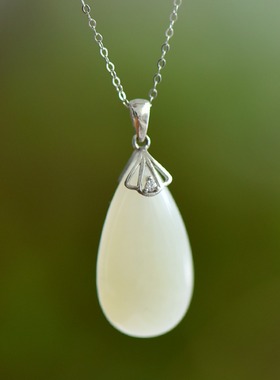 S925银和田玉白玉水滴形玉石吊坠挂件玉坠项链时尚气质女士款