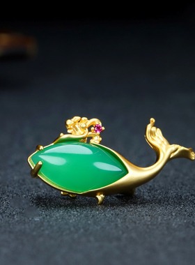 24k古法镀金镶嵌玛瑙玉髓海豚吊坠胸针两用玉石时尚气质女款玉坠