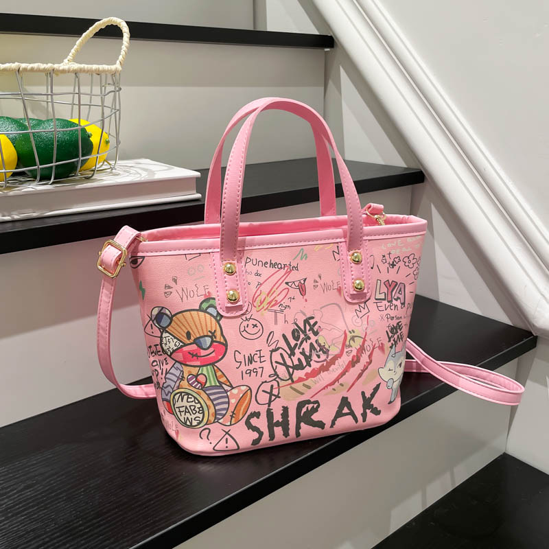 卡通涂鸦小熊大学生托特包大容量