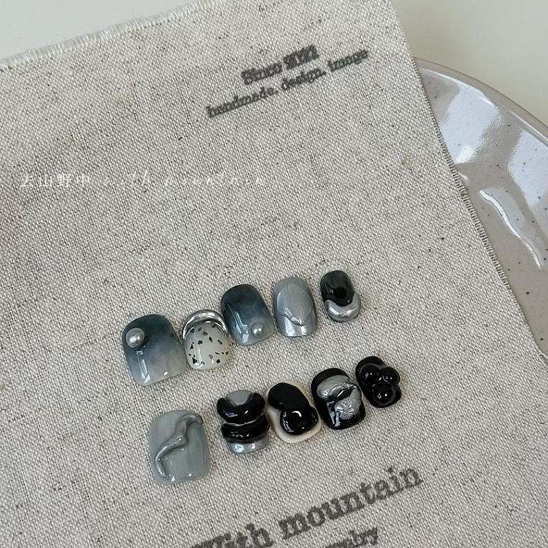 去山野中穿戴甲秋冬立体高级设计