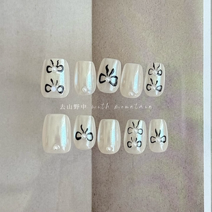 珍珠感蝴蝶結設計穿戴甲 去山野中NAIL手工甲片小紅書小眾ins法式