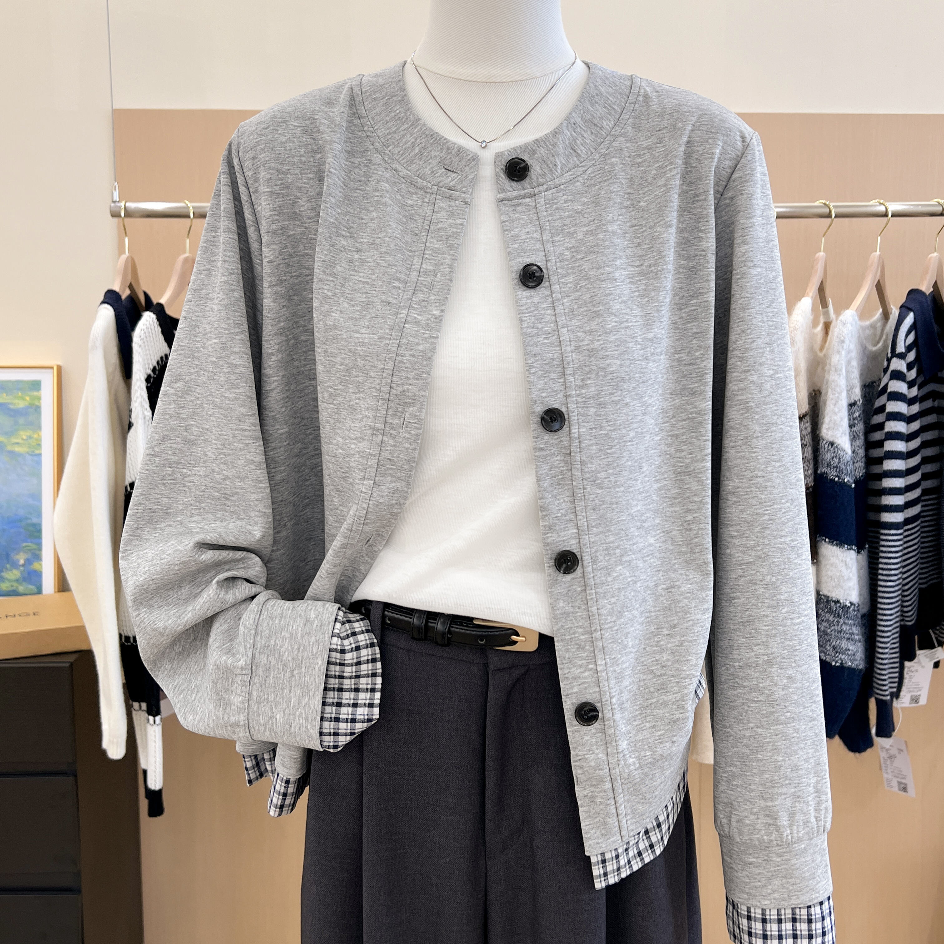 假两件格子拼接无帽卫衣短外套