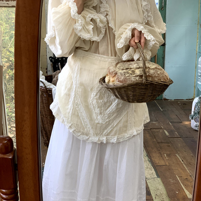 sewingdiary原创手工缝纫花瓣领卡其色蕾丝衫