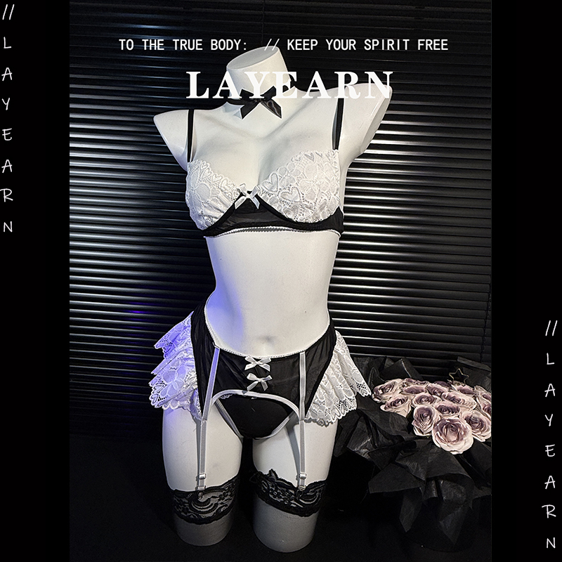 LAYEARN【秘密花园】性感三点式内衣套装可爱卡通女仆制服cos纯欲