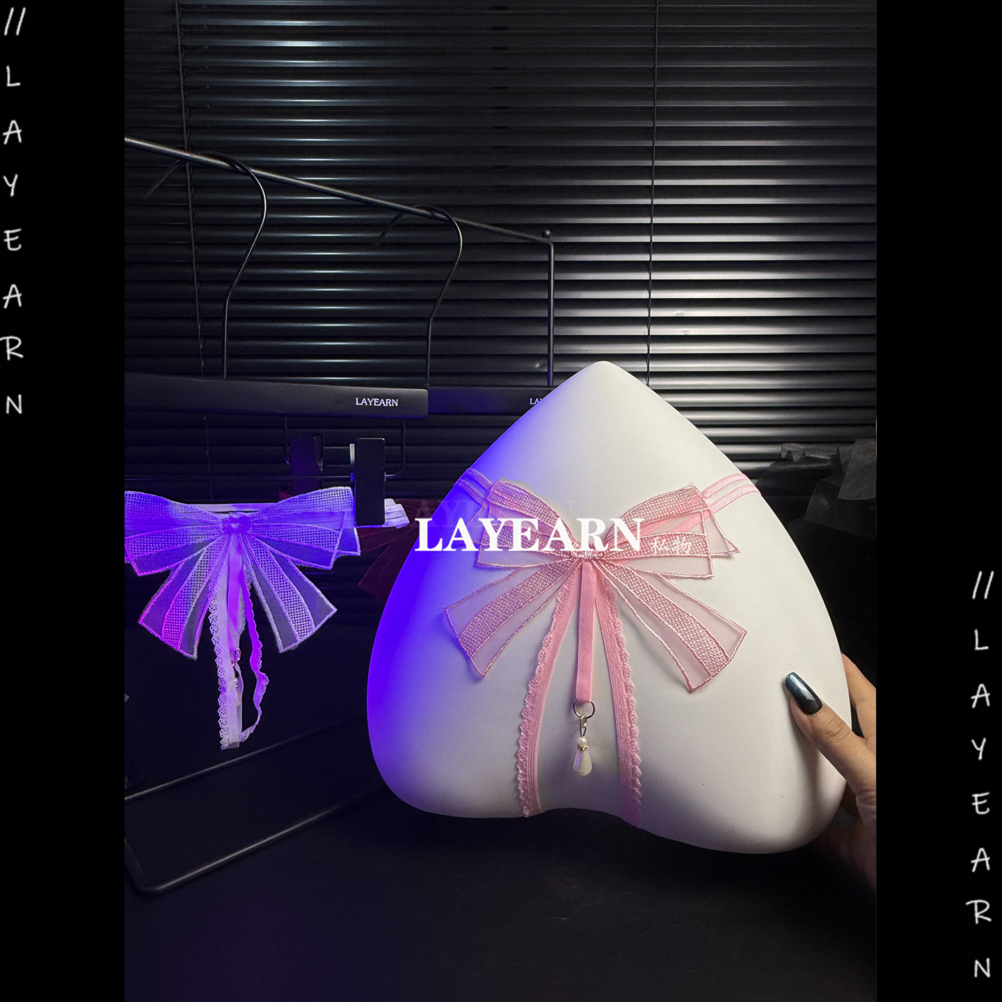 LAYEARN【甜蜜告白】蕾絲珍珠內(nèi)褲鏤空性感美臀蝴蝶結(jié)薄款低腰T褲
