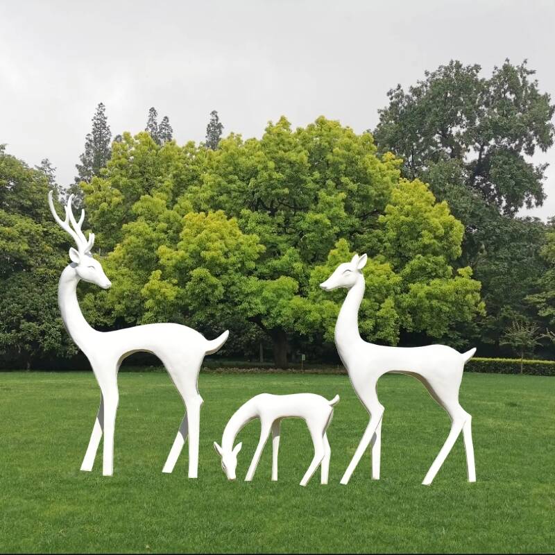 户外草坪园林景观鹿雕塑