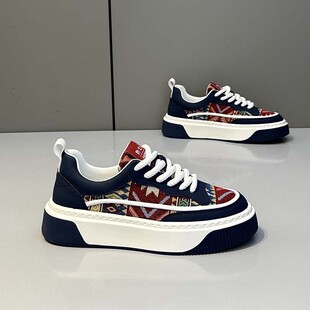 男鞋2026春季款时尚休闲板鞋布面透气厚底舒适潮流运动百搭韩版鞋