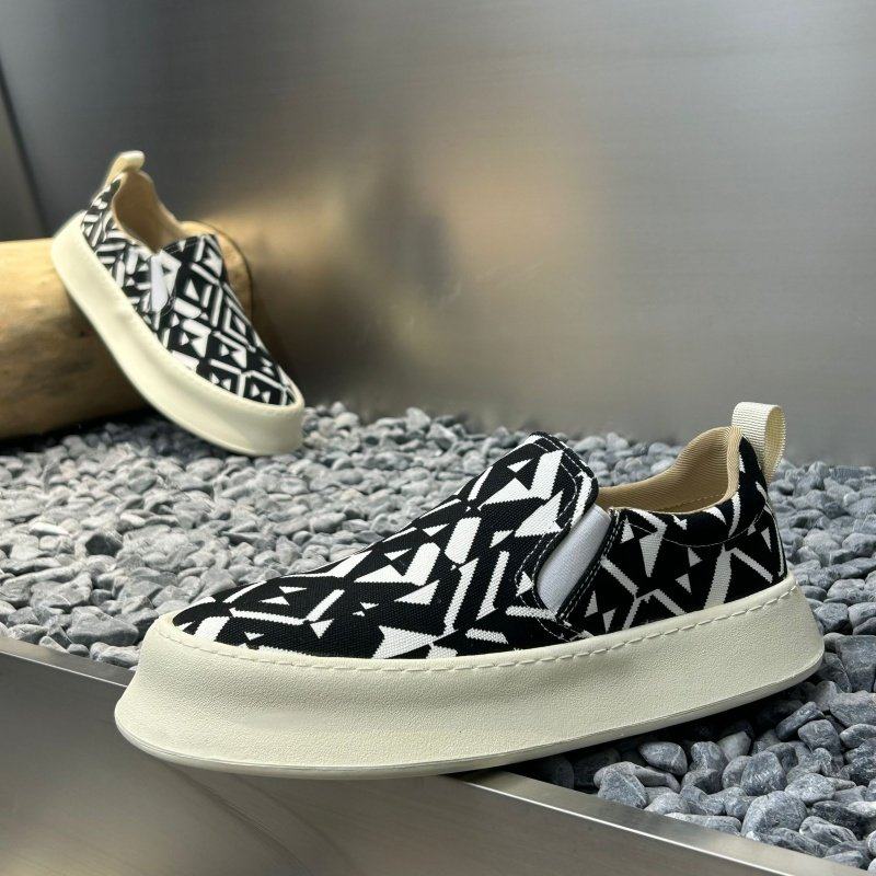 潮牌男鞋潮流小众设计不规则纹理男板鞋低帮一脚蹬款乐福鞋,户外/登山/野营/旅行用品,户外休闲鞋,淘宝优惠券,粉丝福利购,淘宝优惠卷