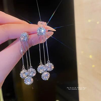 Luxurious Round Rhinestone Tassel Dangle Stud Earrings For