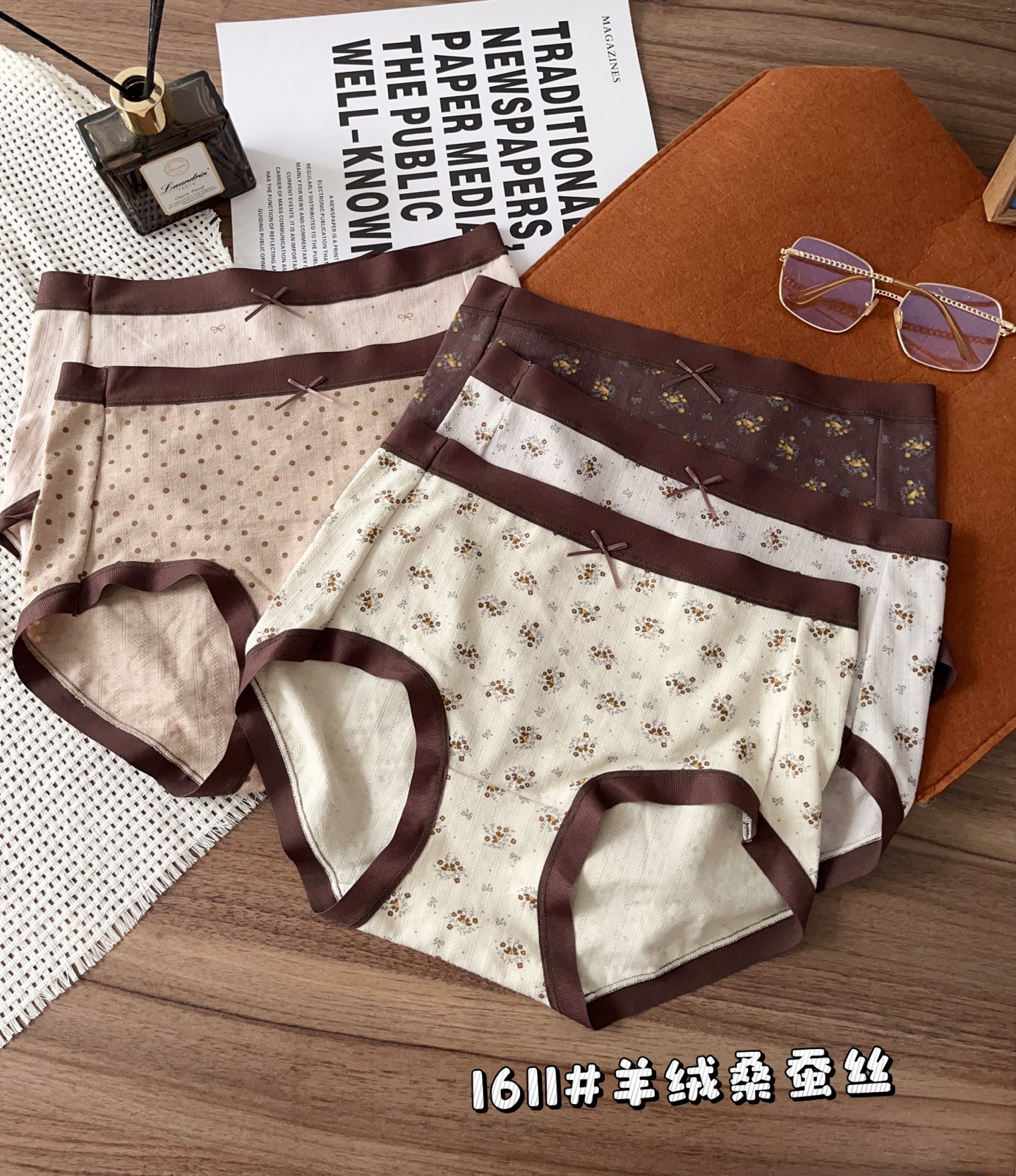 惠芝欣1611羊绒桑蚕丝内裤女中腰抗菌裆舒适亲肤秋冬新款三角裤头