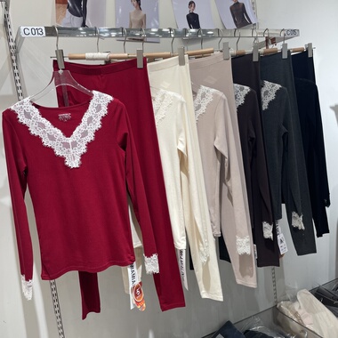 米娅林8328绵羊毛桑蚕丝蕾丝V领保暖套装女无痕发热修身秋衣秋裤