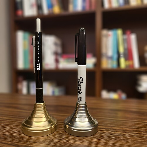 钛合金纯铜精美笔插桌面摆件镇纸工具钛笔笔筒稳定笔具摆放大圆底