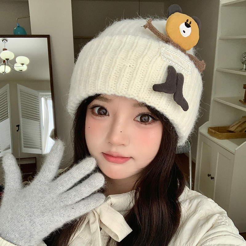 可爱套头帽女秋冬网红小熊贴布毛线帽韩版百搭保暖护耳可爱针织帽