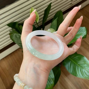 【官方正品】翠绿飘花手镯高货冰糯种天山翠玉镯首饰多样性发一