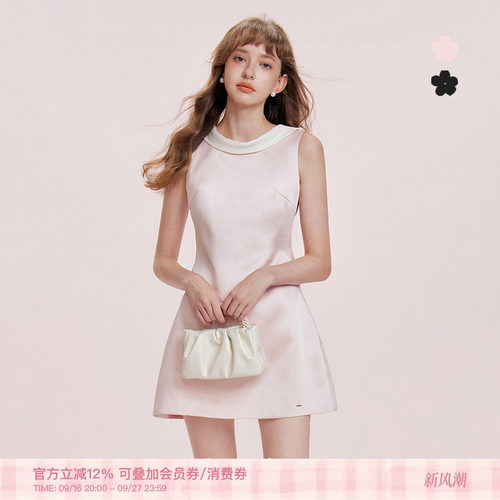 法式船领露背蝴蝶结缎面连衣裙