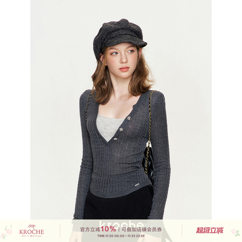 撞色花朵扣绞花假两件针织衫