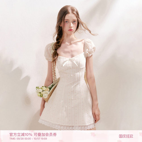 碎花蕾丝花边收腰A字短款连衣裙