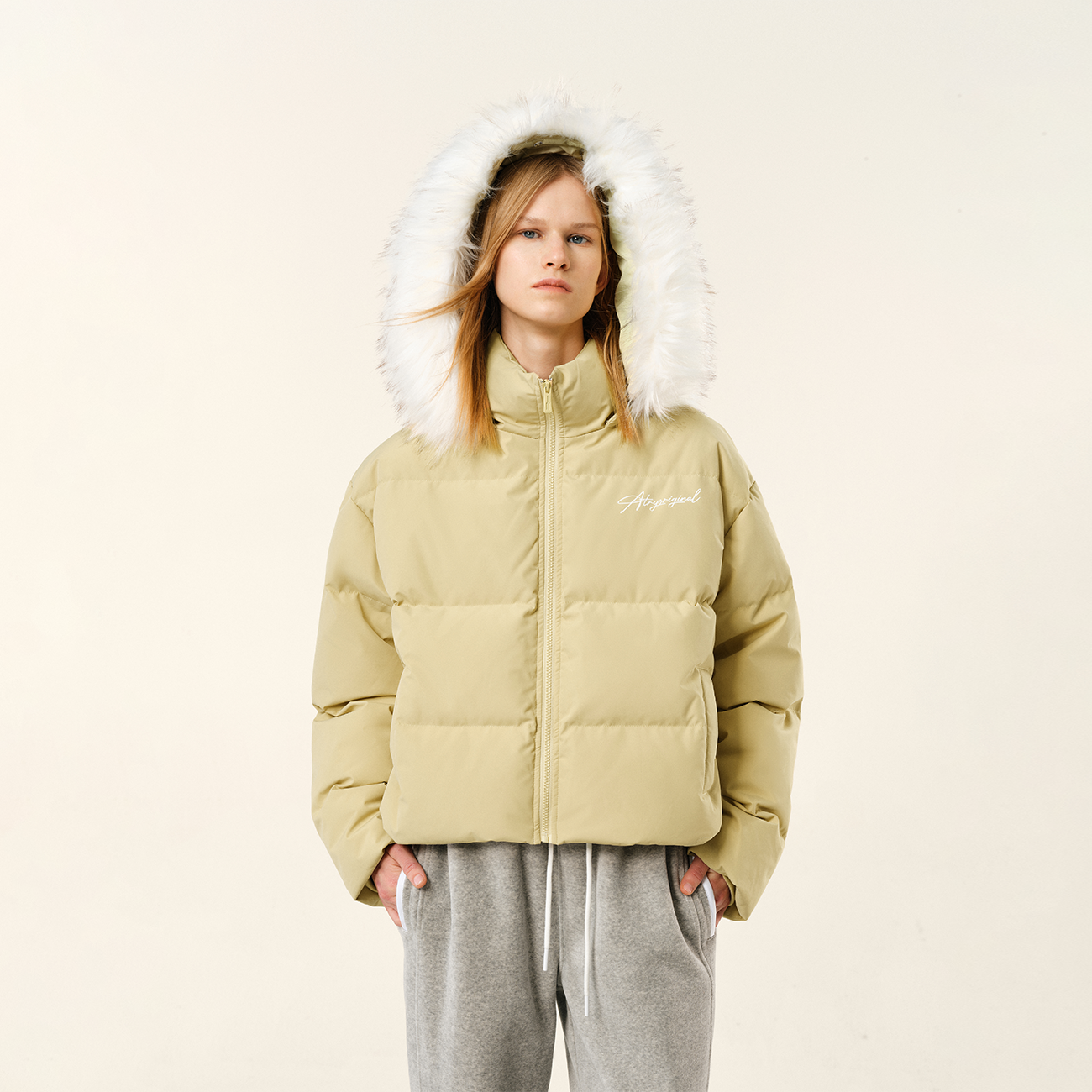 ATRY可拆卸毛领连帽短款羽绒服