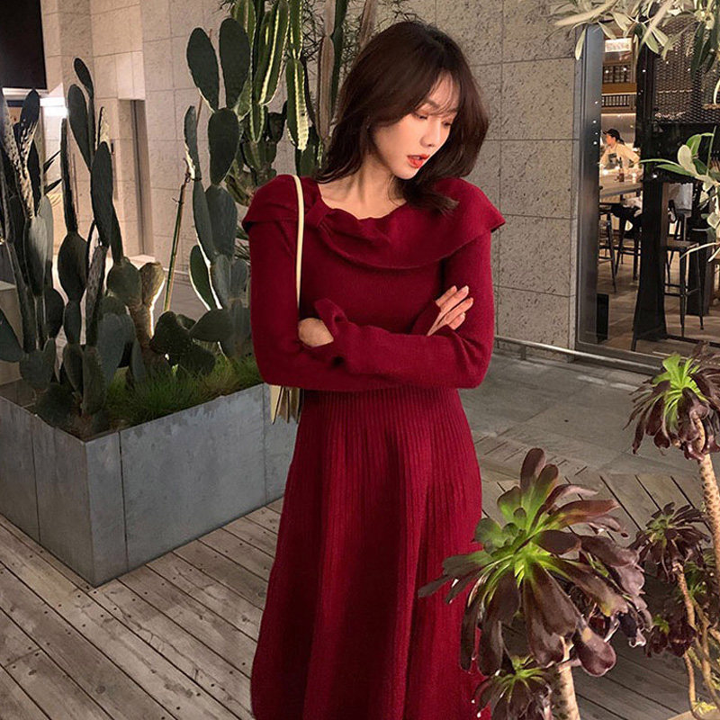 高级感法式复古长袖内搭打底裙针织红色本命年订婚连衣裙秋冬长款