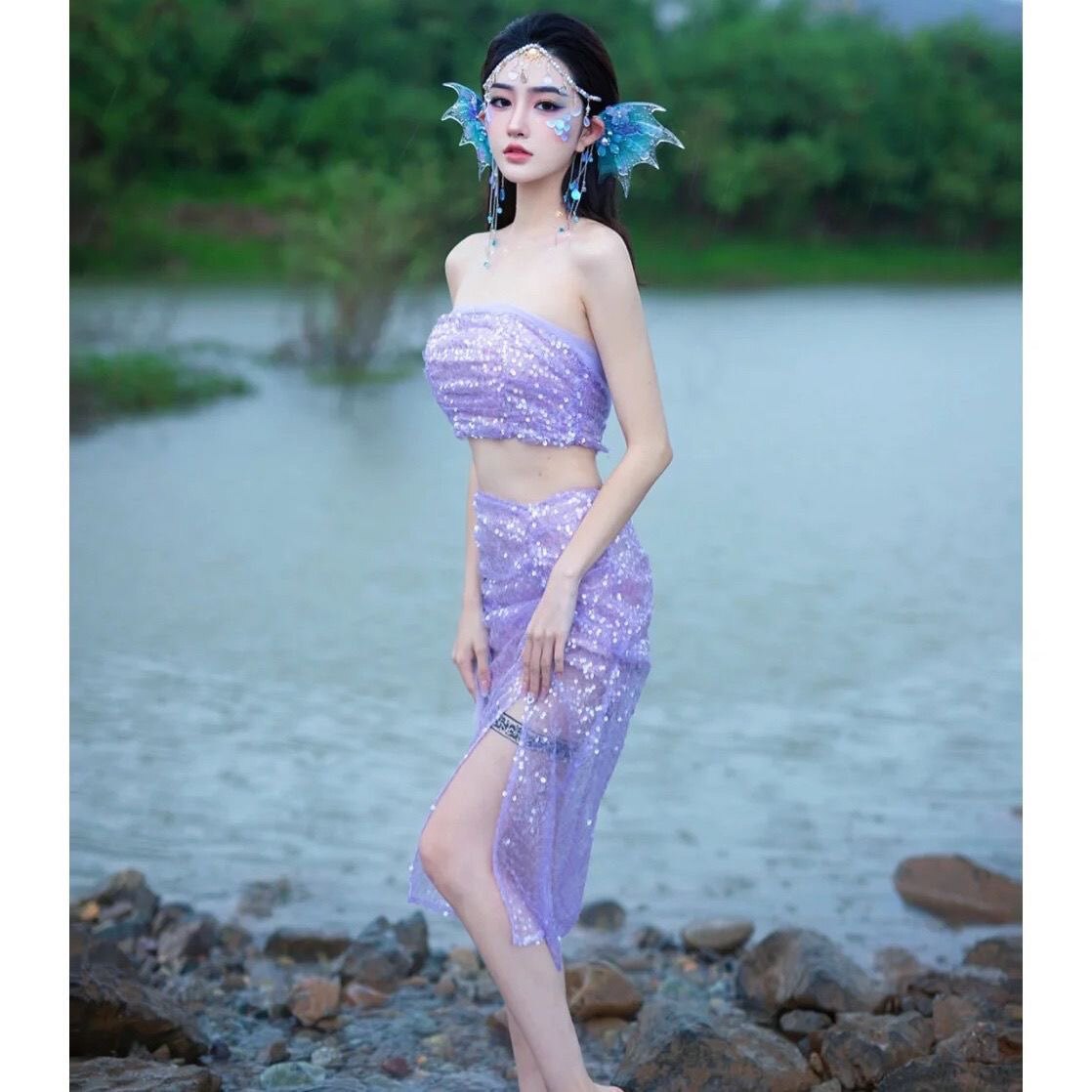 三亚海边旅拍夏季紫色亮片抹胸开民族服装/舞台装