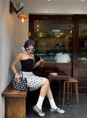 JW stylish 复古黑白波点包包女 时尚通勤饺子包百搭小方包手提包