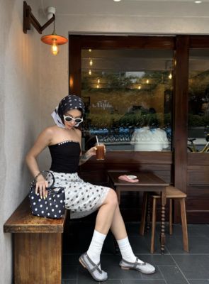 JWstylish复古黑白波点包包女