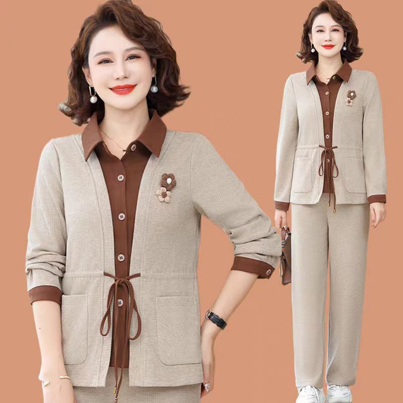 妈妈秋装2024新款时尚外套中老年女春秋季宽松大码假两件上衣套装